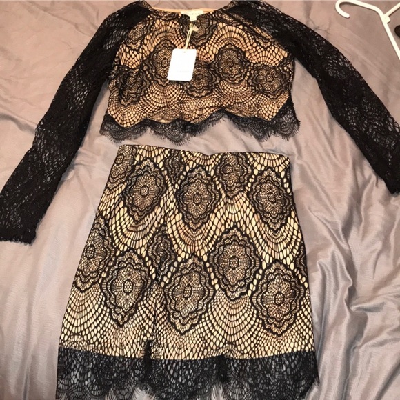 NWT L’ATISTE Black Lace Mini Match Set Top & Mini Skirt (Top L, Bottom S) - Picture 1 of 8